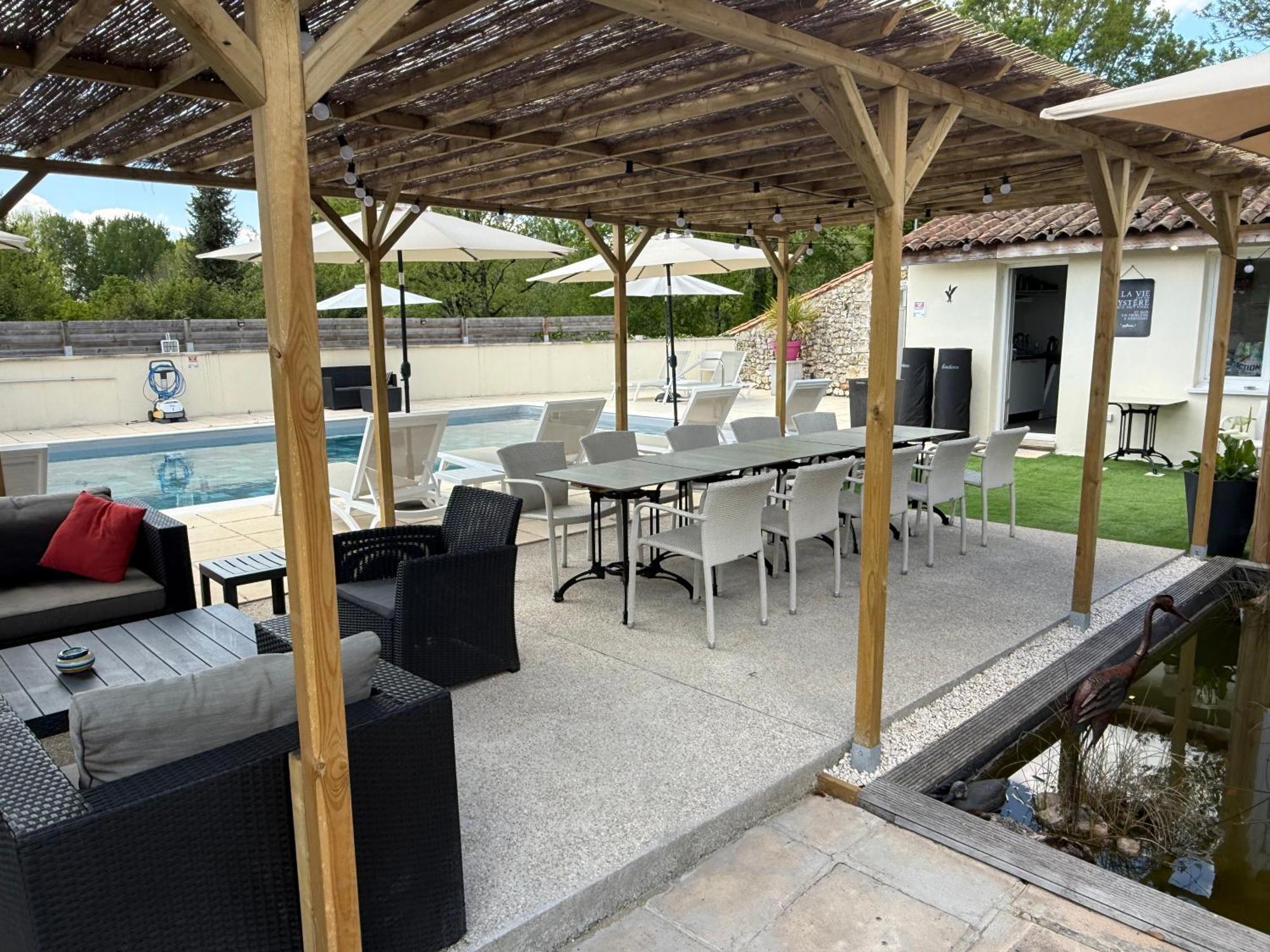 Chambre D'Hotes Naturiste Le Jardin Des Hirondelles Blanzaguet-Saint-Cybard Exterior photo